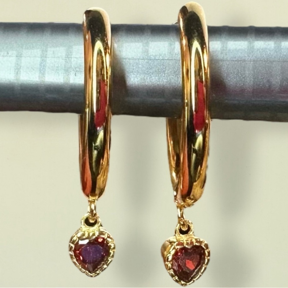 Ruby Simulant CZ Crystal Goldtone Huggie Hoop Earrings Inspired by Meghan Markle - Picture 12 of 13